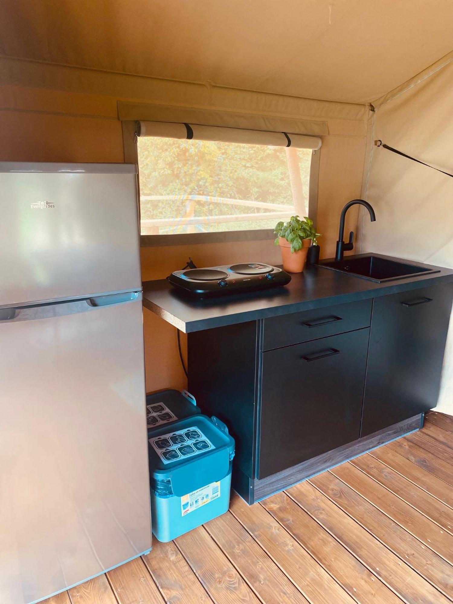 Greenvalleyglamping Sesce Pri Preboldu Exterior photo